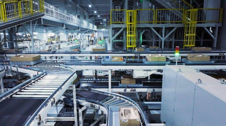 Harnessing the Capabilities of Intelligent Robots for Advanced Automation